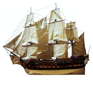 Modèle d'un vaisseau de 64 canons.« Protecteur mg 9407 » par Model workshop of a shipyard, circa 1770 — Med. Sous licence CC BY-SA 3.0 via Wikimedia Commons -